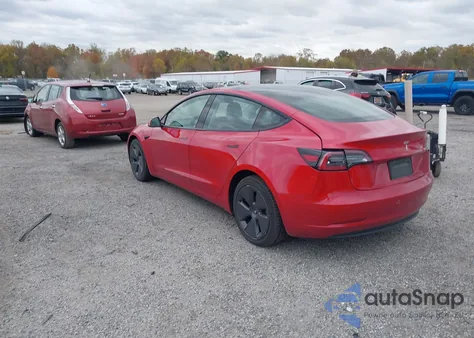 2023 Tesla Model 3 Rear-Wheel Drive z USA, uszkodzony, nr VIN 5YJ3E1EA1PF435627